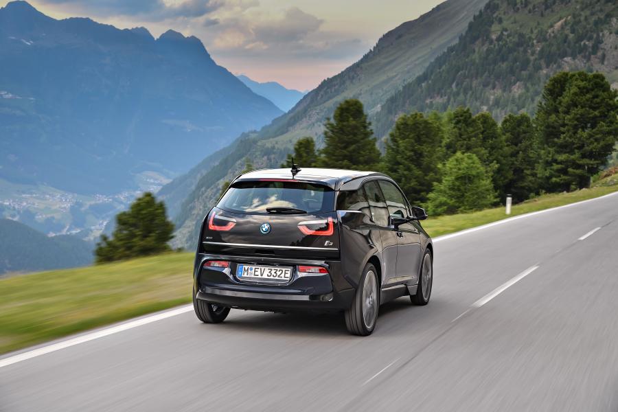  BMW i3 (I01) 2018 года  (WW) (фото 19 из 81)